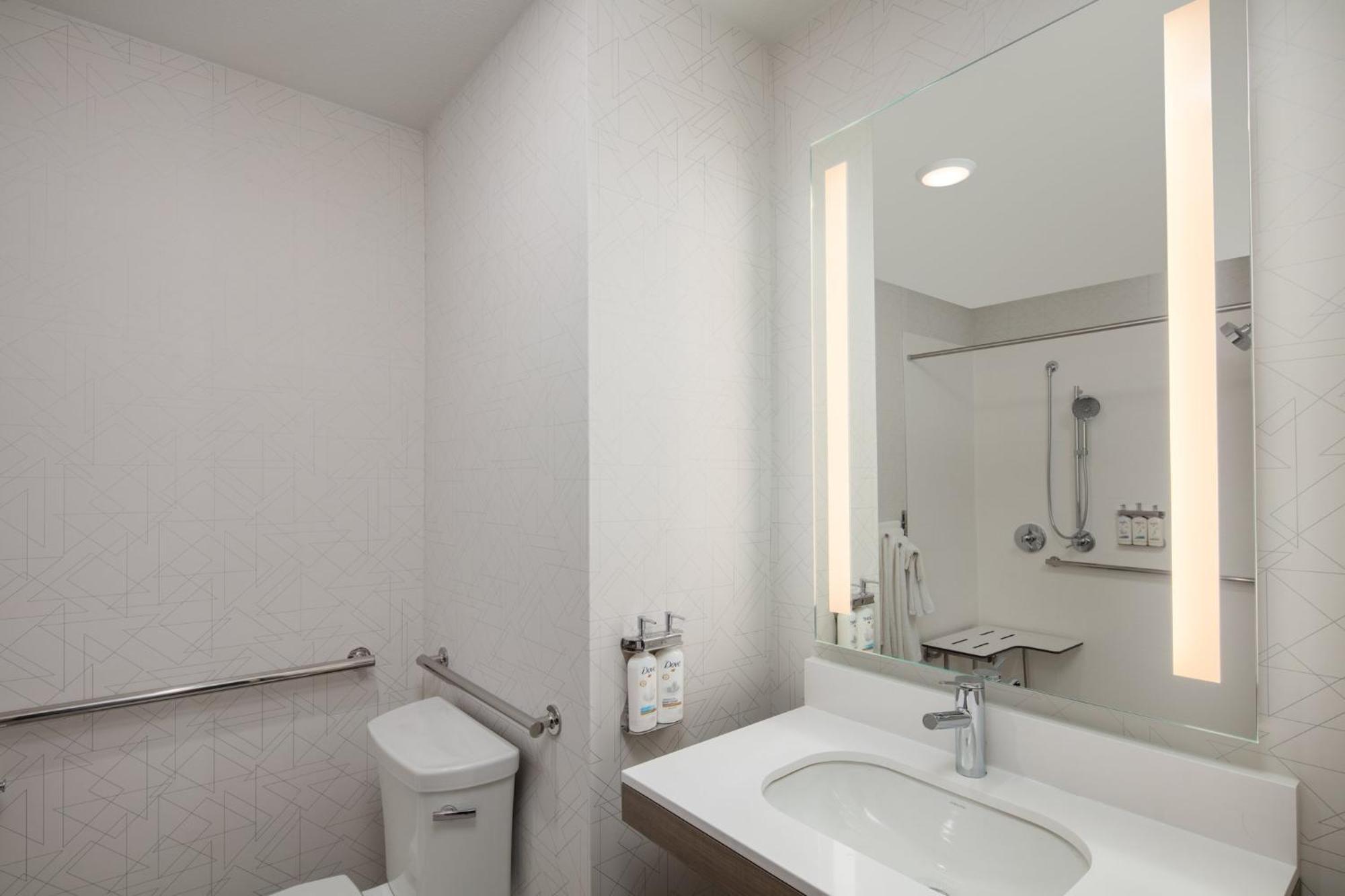 Holiday Inn Express Bothell By Ihg מראה חיצוני תמונה