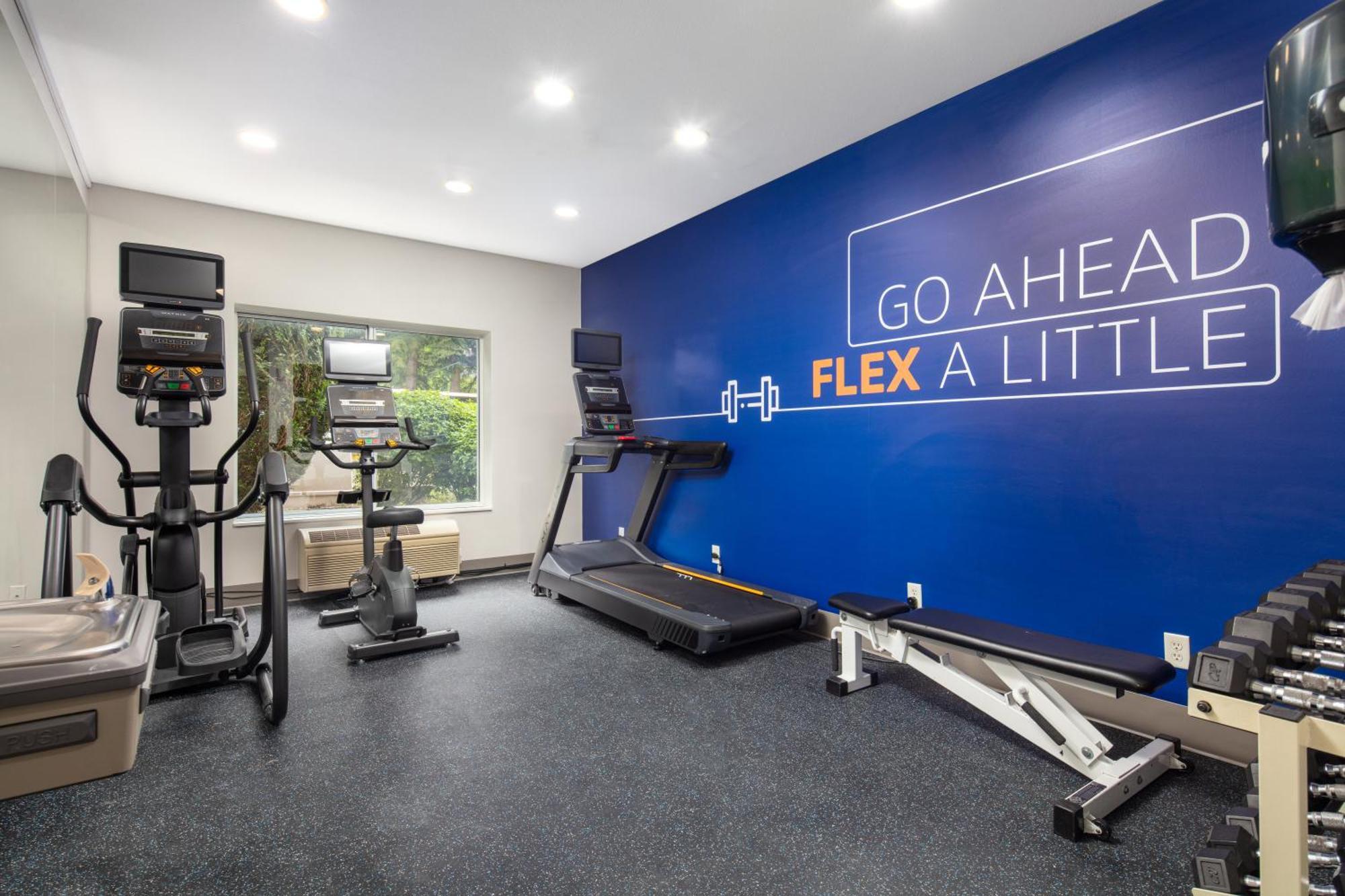 Holiday Inn Express Bothell By Ihg מראה חיצוני תמונה