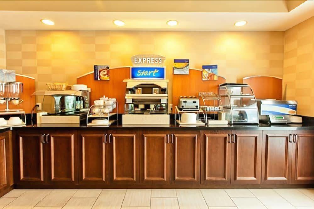 Holiday Inn Express Bothell By Ihg מראה חיצוני תמונה